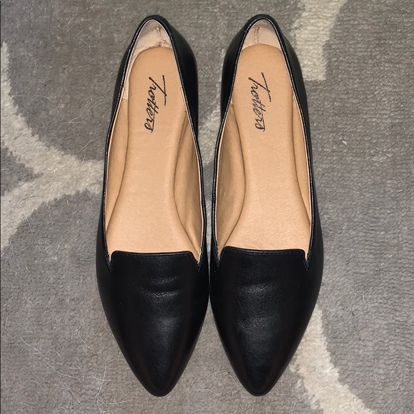 Trotters Shoes - Picture 2 of 4